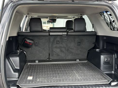 Used 2021 Toyota 4Runner Venture w/ Moonroof Package AWD/4WD image 27