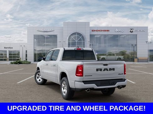 New 2026 RAM 1500 Big Horn AWD/4WD image 3