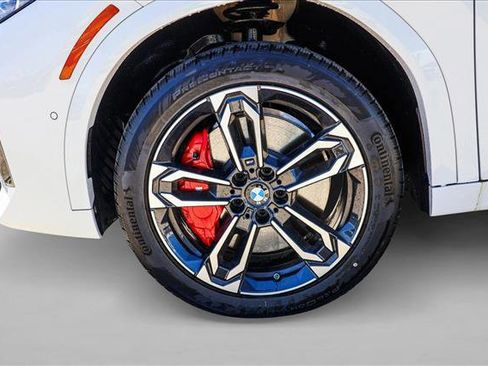 New 2026 BMW X2 xDrive28i AWD/4WD image 9