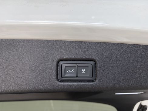Used 2025 Audi Q5 Premium Plus AWD/4WD image 15
