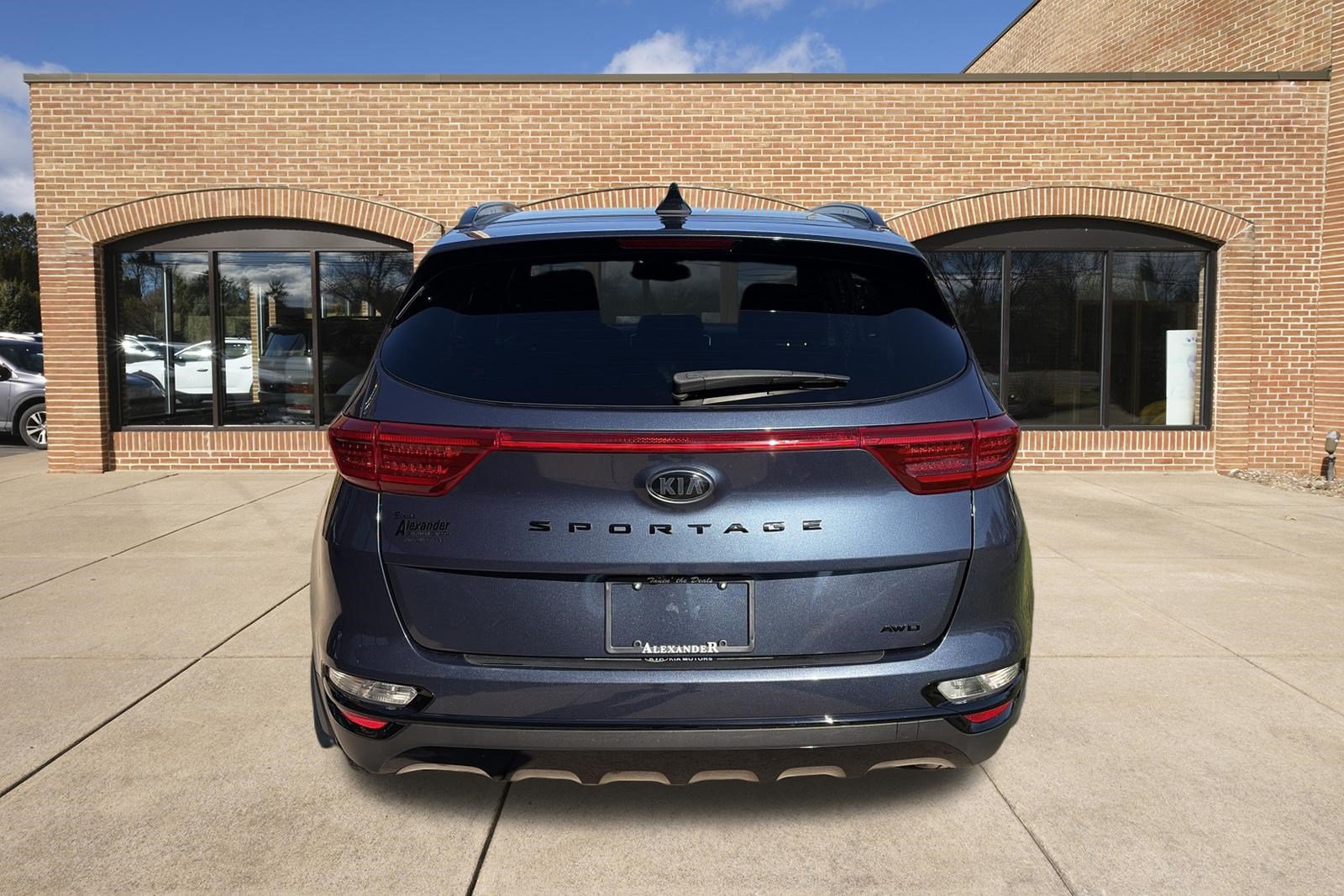 Used 2022 Kia Sportage Nightfall Edition w/ Nighfall AWD Premium Package image 4