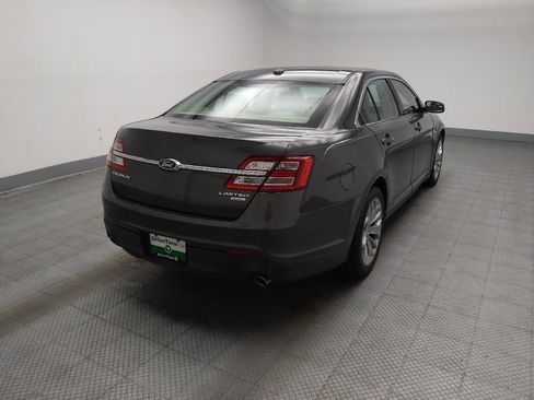 Used 2015 Ford Taurus Limited FWD image 9