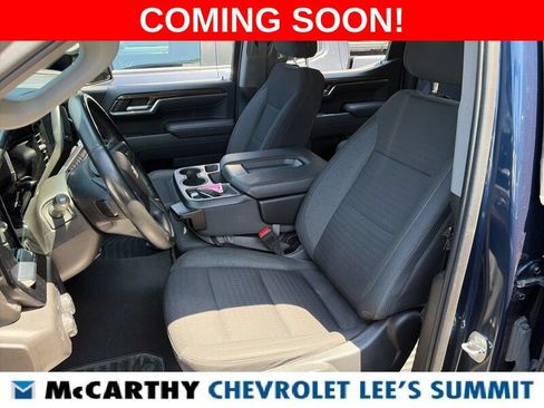 Used 2023 Chevrolet Silverado 1500 LT AWD/4WD image 7