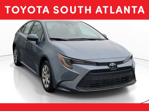 Used 2025 Toyota Corolla LE image 1