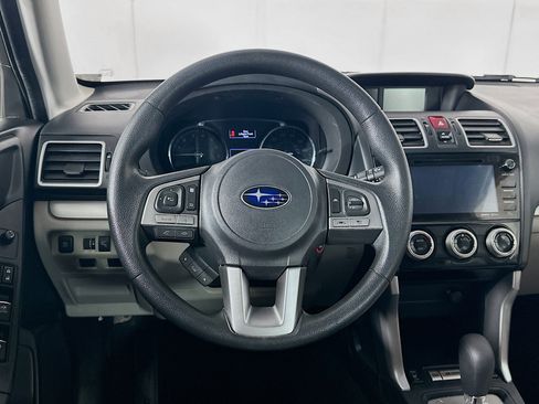 Used 2018 Subaru Forester 2.5i Premium image 18