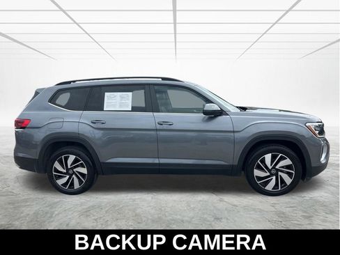 Used 2024 Volkswagen Atlas SE FWD image 4