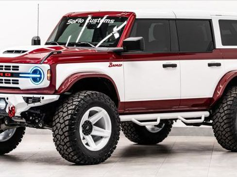 Used 2025 Ford Bronco Heritage Edition AWD/4WD image 12