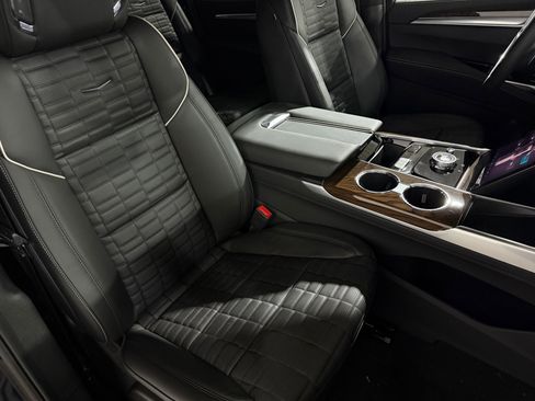 New 2025 Cadillac Escalade ESV Premium Luxury Platinum image 60