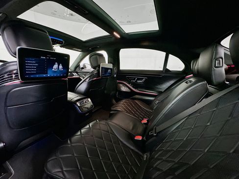 Used 2021 Mercedes-Benz S 580 4MATIC Sedan image 23