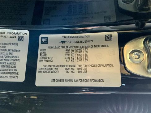 New 2025 Cadillac Escalade IQ Luxury 2 image 18