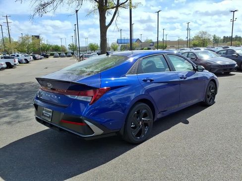 New 2026 Hyundai Elantra SEL Sport image 18