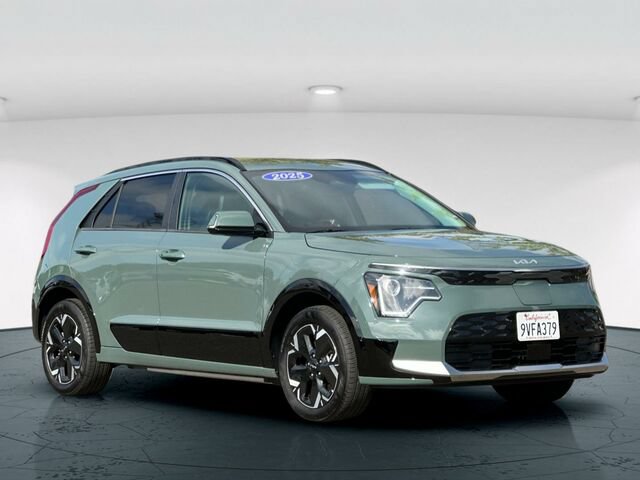 Used 2025 Kia Niro Wind FWD image 8