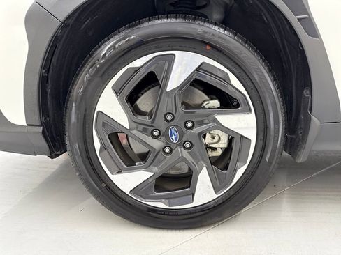 Certified 2025 Subaru Crosstrek 2.5i Limited image 9