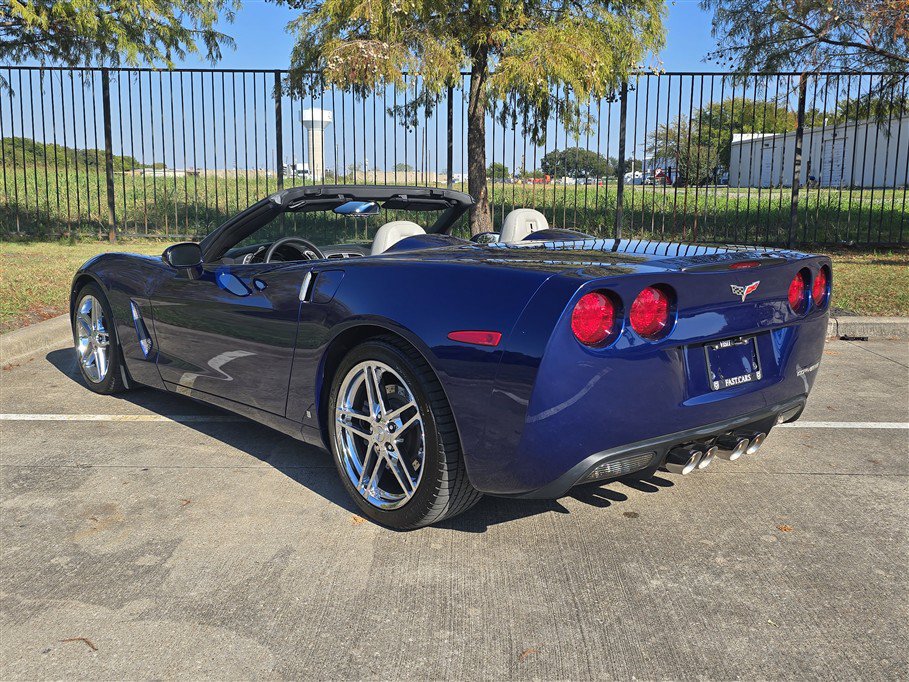 Used 2006 Chevrolet Corvette Convertible w/ Preferred Equipment Group RWD image 6