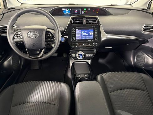 Used 2022 Toyota Prius Prime LE image 22