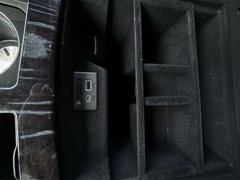 Used 2023 Cadillac Escalade ESV Sport w/ Touring Package image 13