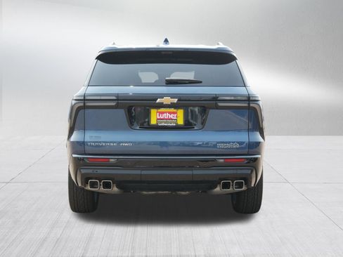 Used 2026 Chevrolet Traverse High Country AWD/4WD image 6