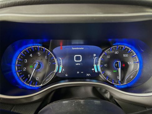 New 2026 Chrysler Pacifica Select image 13