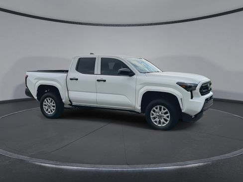 Used 2025 Toyota Tacoma SR w/ SR Upgrade Package RWD image 2