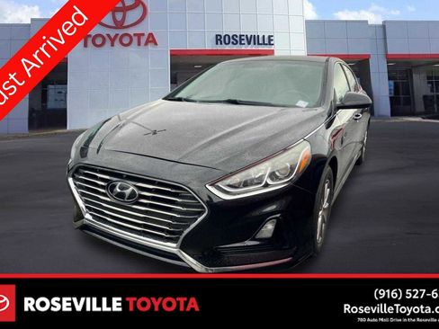 Used 2018 Hyundai Sonata SE image 1