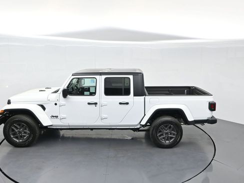 New 2025 Jeep Gladiator Sport image 53