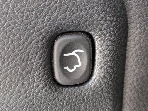 Used 2022 Dodge Durango GT RWD image 13