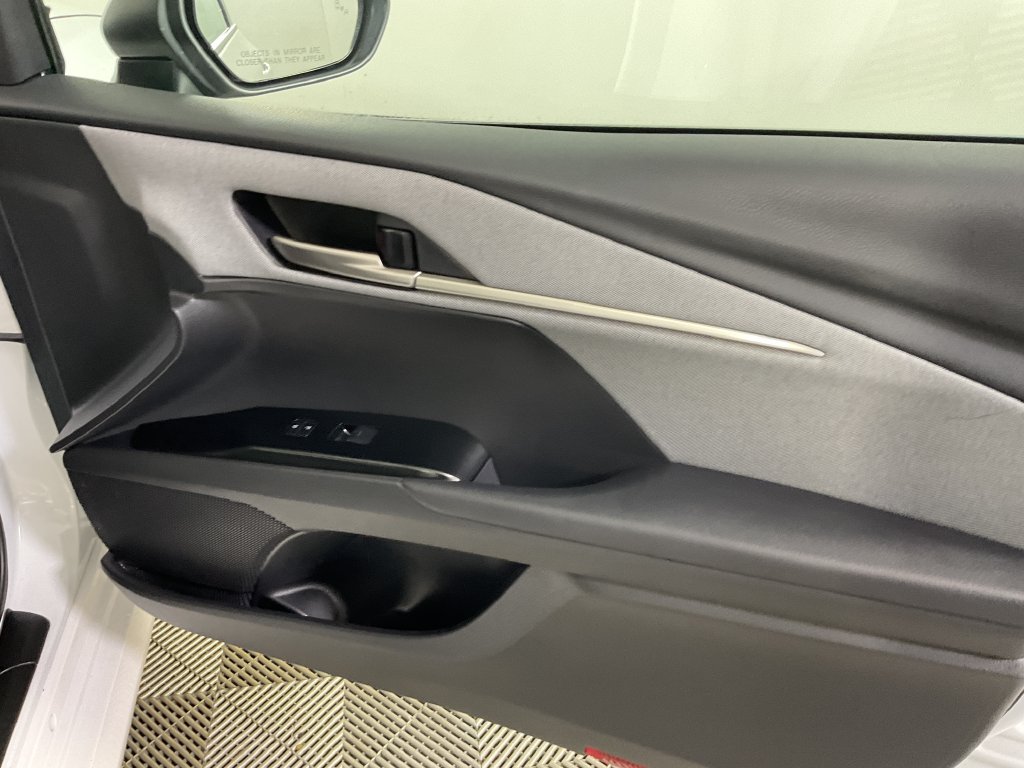 Used 2025 Toyota Camry LE FWD image 23