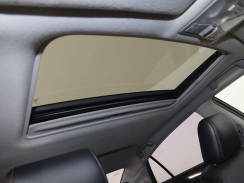 Used 2011 Toyota Avalon FWD image 11