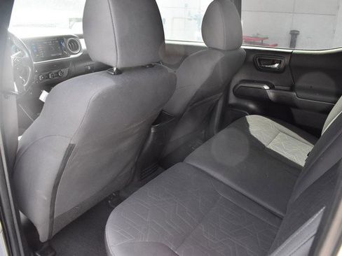 Used 2016 Toyota Tacoma TRD Sport w/ Towing Package AWD/4WD image 26