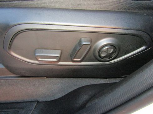 Used 2024 Jeep Grand Cherokee Altitude AWD/4WD image 22