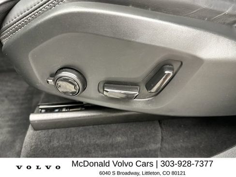 Certified 2023 Volvo XC90 B6 Ultimate w/ Protection Package Premier AWD/4WD image 11