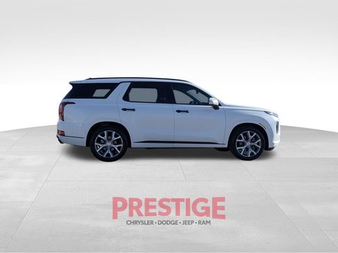Used 2022 Hyundai Palisade Limited w/ Cargo Package FWD image 6