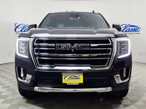 Used 2023 GMC Yukon SLT w/ SLT Luxury Package RWD image 3