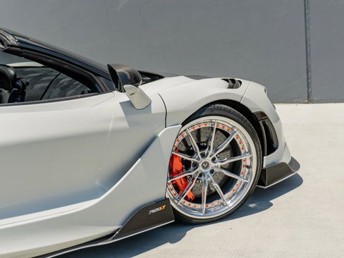 Used 2022 McLaren 765LT RWD image 51