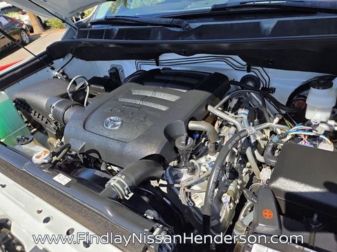 Used 2019 Toyota Tundra SR5 w/ Convenience Package AWD/4WD image 20
