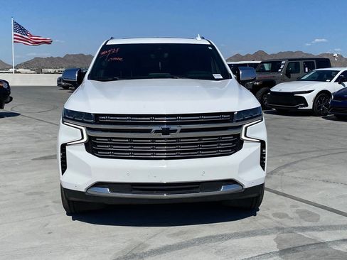 Used 2021 Chevrolet Tahoe Premier w/ Premium Package image 3