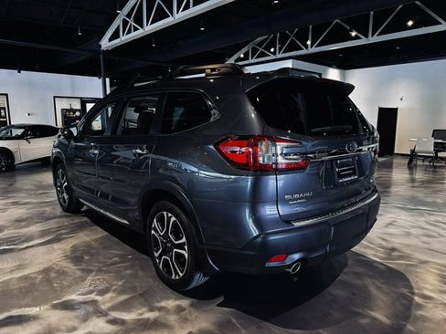 Used 2025 Subaru Ascent Touring AWD/4WD image 3