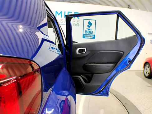 Used 2021 Hyundai Venue SEL image 75