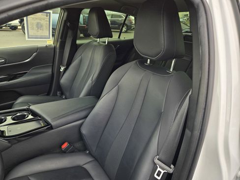 Used 2021 Toyota Mirai XLE w/ Advanced Technology Package image 15