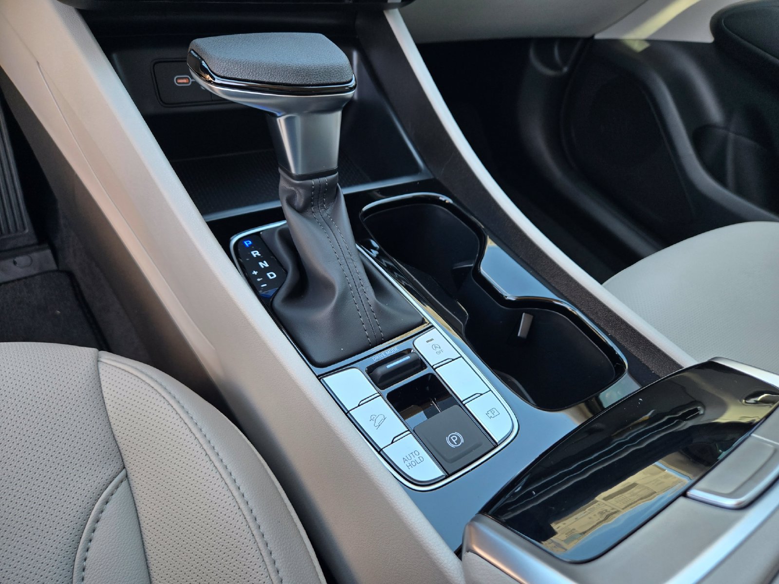 New 2026 Hyundai Tucson SEL Plus FWD image 14
