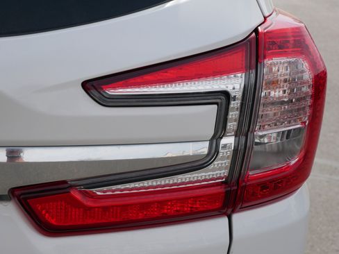 Certified 2024 Subaru Ascent Touring w/ Popular Package #2 image 17