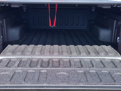 Used 2025 Ford Maverick XL image 13