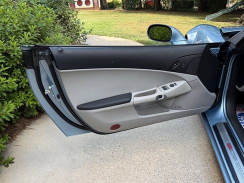 Used 2012 Chevrolet Corvette Z06 w/ 2LZ Preferred Equipment Group image 60