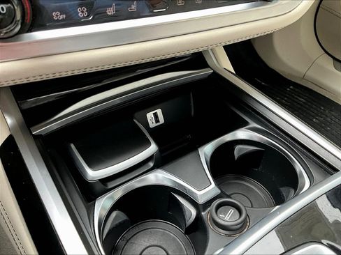 Used 2017 BMW 750i xDrive AWD/4WD image 15