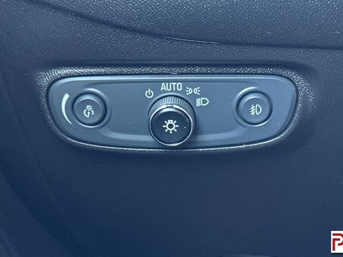 Certified 2022 Chevrolet Equinox Premier image 32