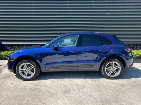 Used 2026 Porsche Macan AWD/4WD image 2