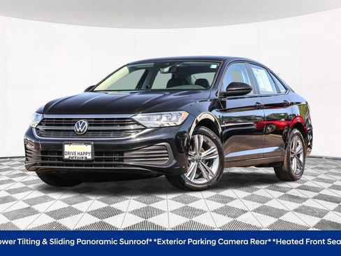 Certified 2024 Volkswagen Jetta SE FWD image 2