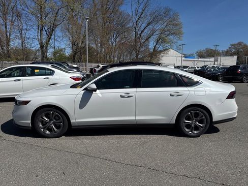 Used 2024 Honda Accord EX image 1