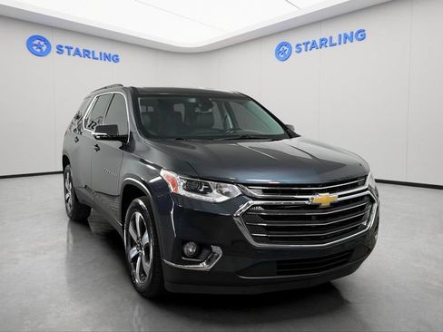 Used 2019 Chevrolet Traverse LT w/ LT Premium Package FWD image 14