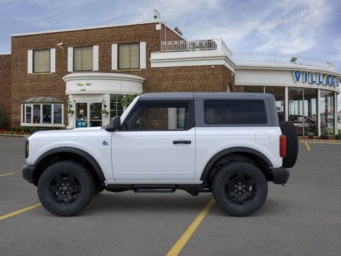 Used 2024 Ford Bronco Black Diamond image 28